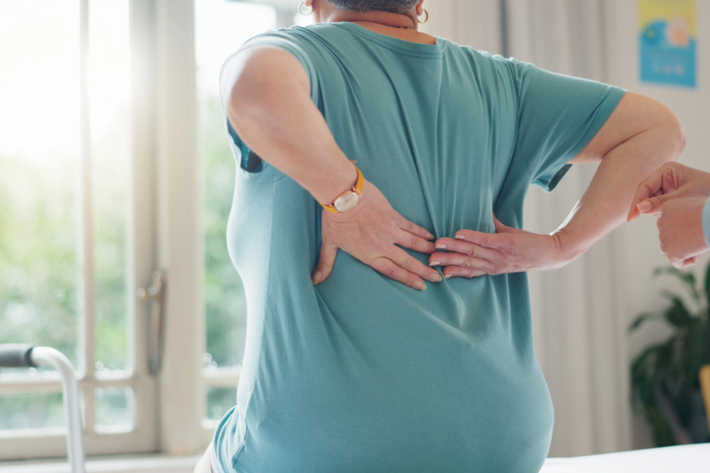 Manage Back Pain with Chiropractic Care